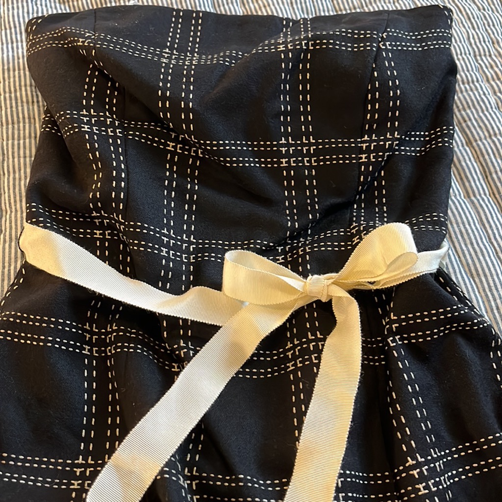 Milly Of New York Wool/Cashmere Strapless Dress.